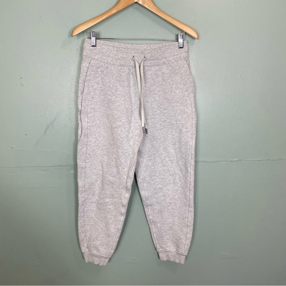 Lululemon Scuba High‎ Rise Jogger Gray Fleece Size 8 Pull On 28”